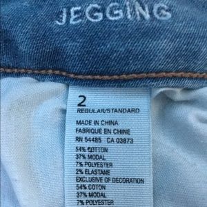 AE mid rise jegging (SIZE 2)